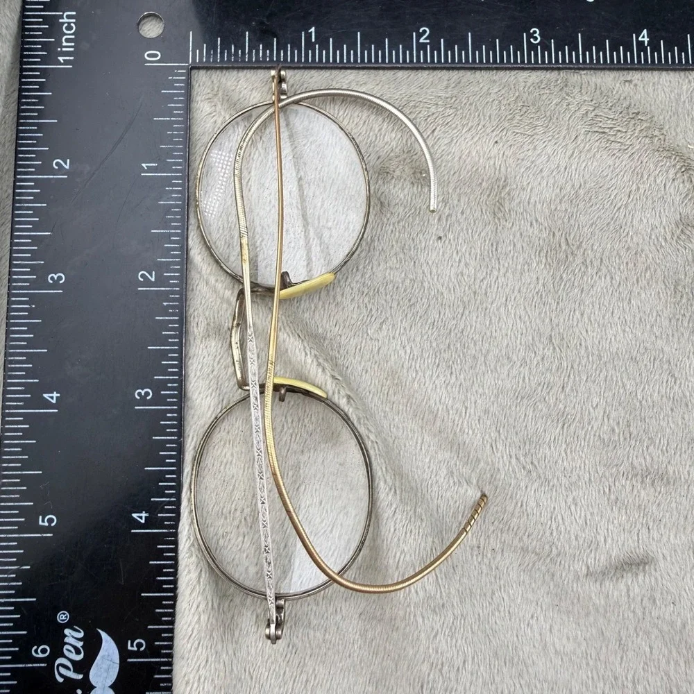 Vintage 12K Gold Filled Wire Frame Glasses Round Etched Gold Case